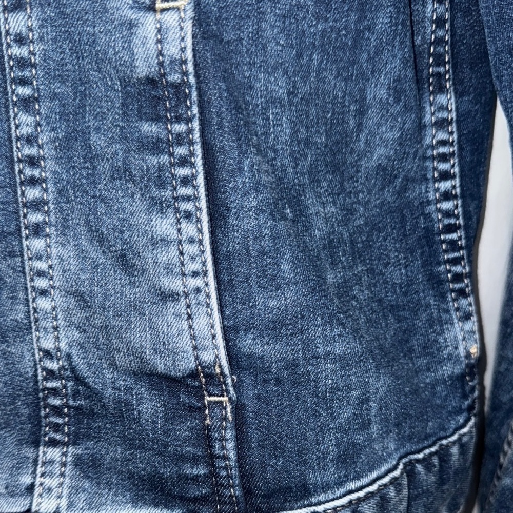 Liz Claiborne Blue Jean Jacket Distressed Vintage Style - Picture 5 of 9